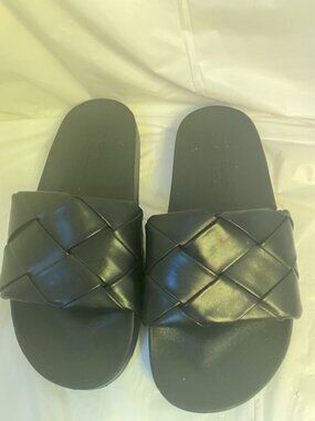 ASOS DESIGN Wide Fit Finley Woven Sliders In Black , Women's Size 8